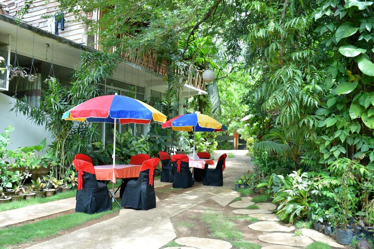 Green Garden Resort Habarana Exterior foto